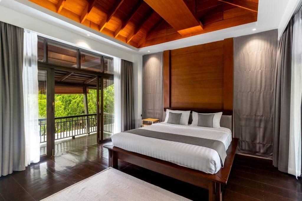 Sclass Villa & Swimming Pool , 10 Min From Airport 치앙마이 외부 사진