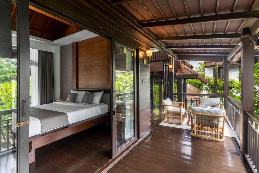 Sclass Villa & Swimming Pool , 10 Min From Airport 치앙마이 외부 사진