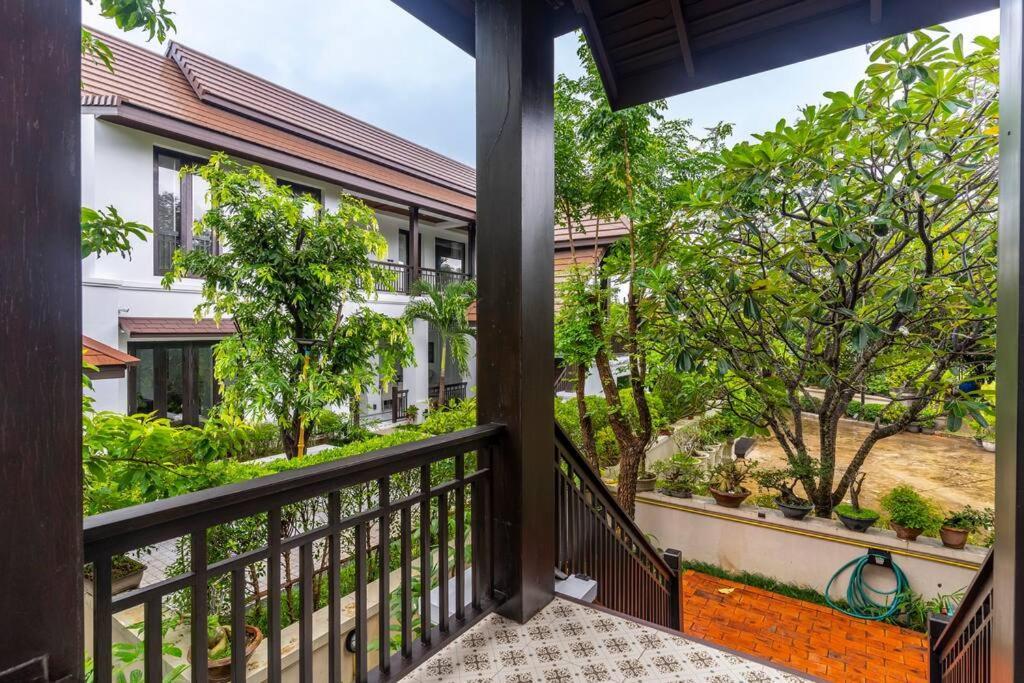 Sclass Villa & Swimming Pool , 10 Min From Airport 치앙마이 외부 사진