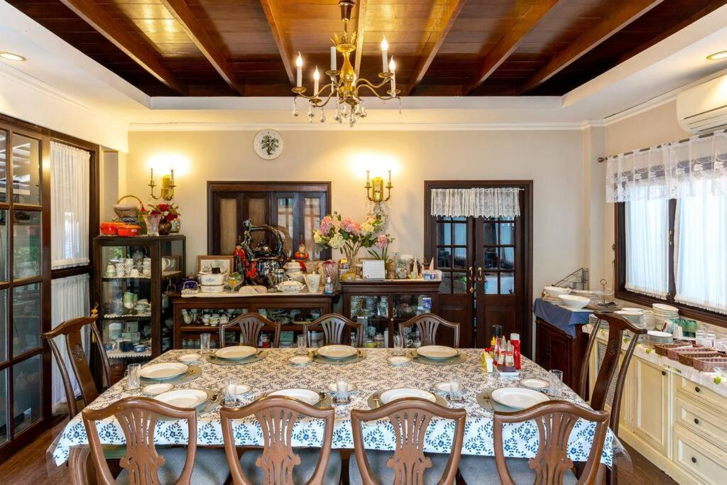 Sclass Villa & Swimming Pool , 10 Min From Airport 치앙마이 외부 사진